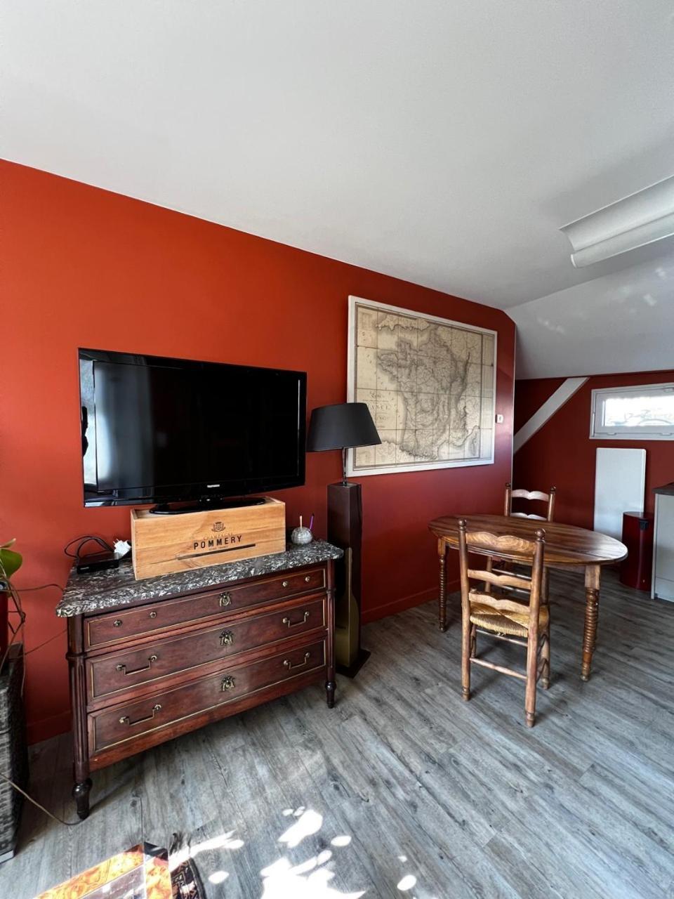 Le Clos Des Moulins 2 Rue Des Cotes De L'Hery No Rue Porte D'En Bas Hautvillers Εξωτερικό φωτογραφία